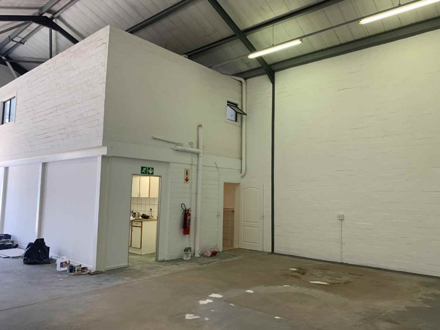 To Let commercial Property for Rent in Montague Gardens Western Cape